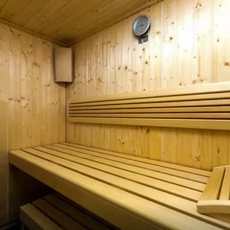 House In Homestay Cologne