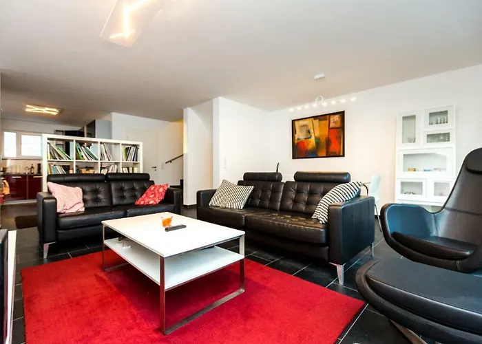 House In * Kolín nad Rýnem